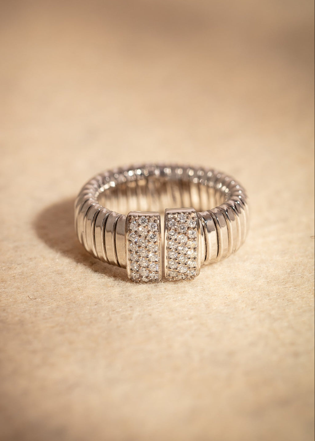 Tubogas Ring with Diamond Pave Bars