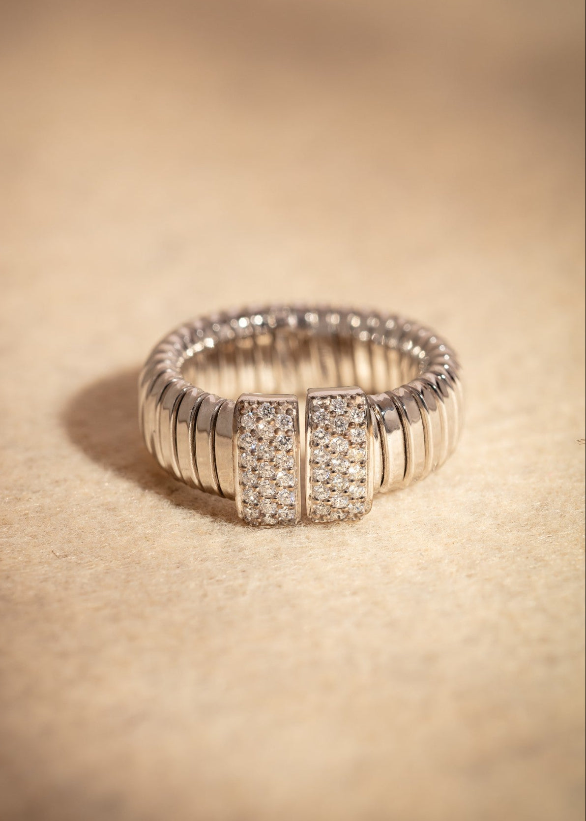 Tubogas Ring with Diamond Pave Bars