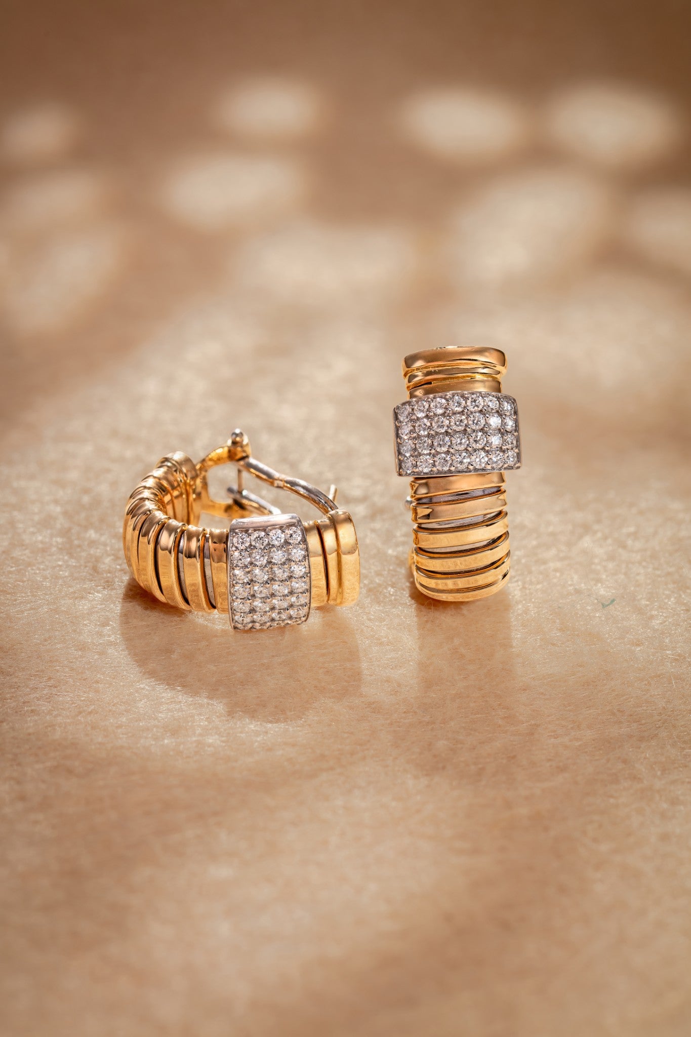 Tubogas Earrings Hoop with Diamonds
