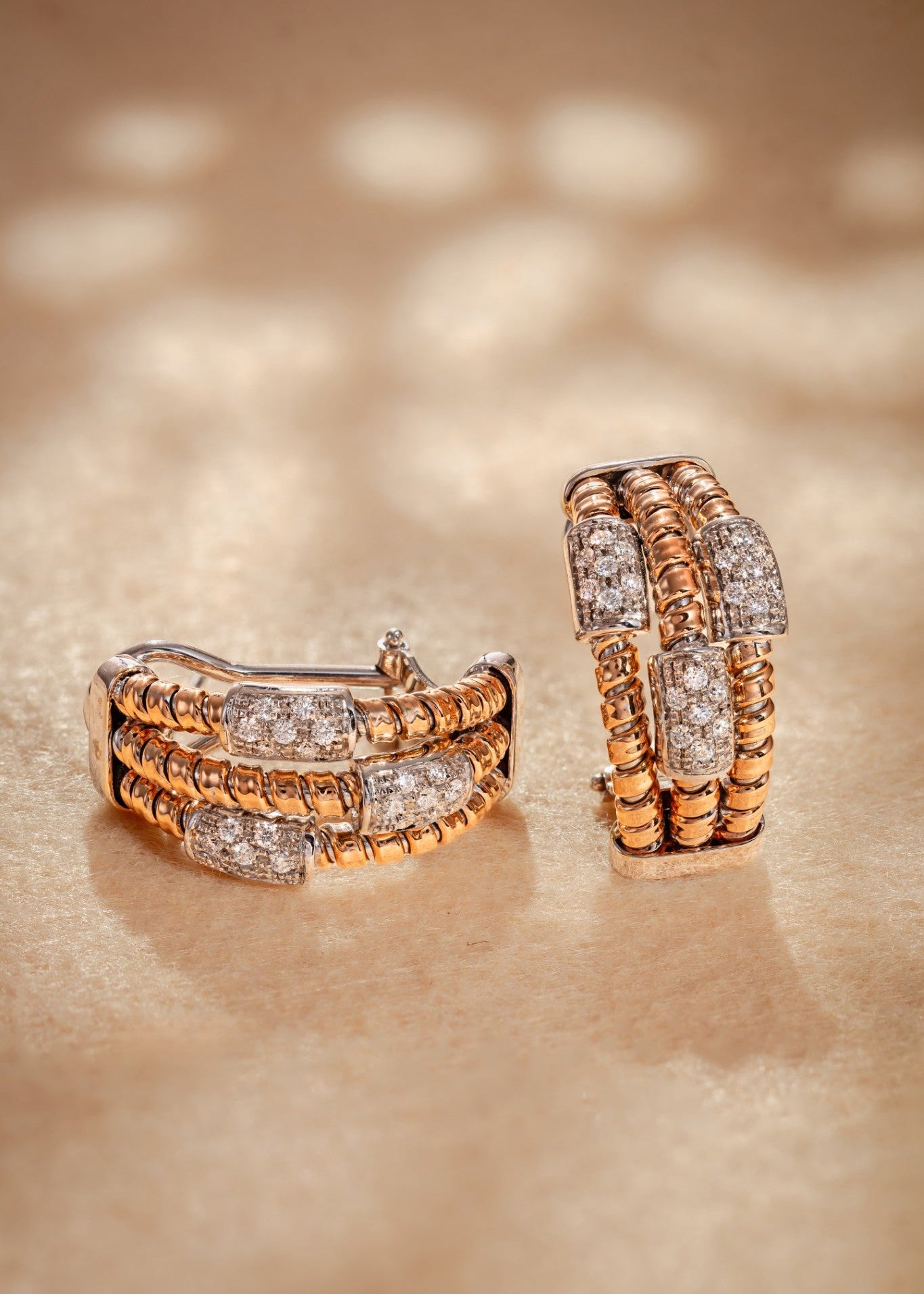 Twisted Tubogas Earrings with Diamonds