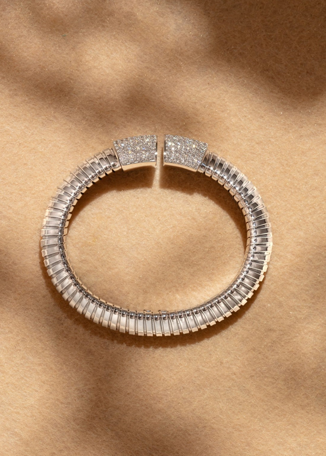 Triangular Dome Tubogas Bangle with Diamonds