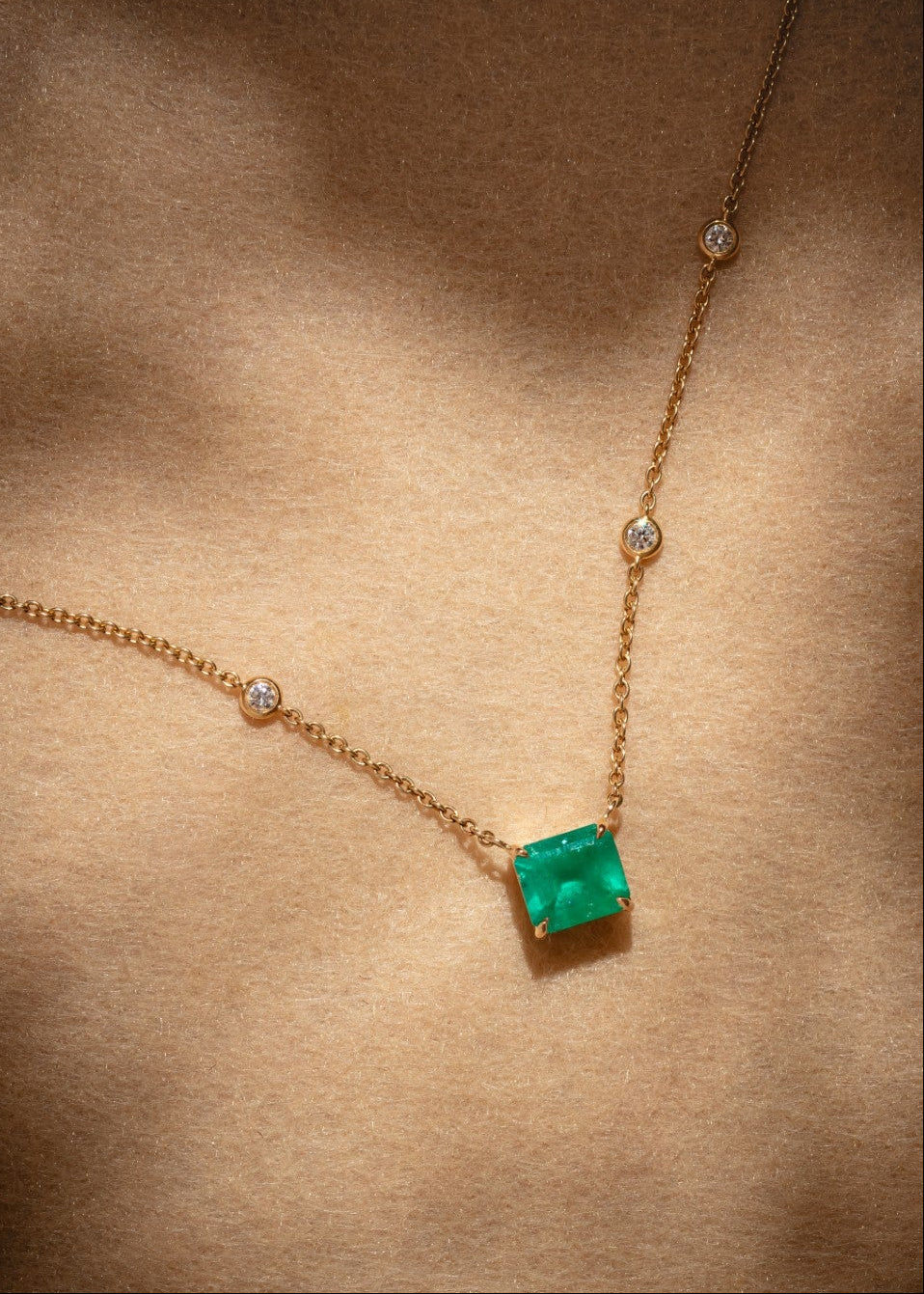 Emerald Necklace with Bubble Chain