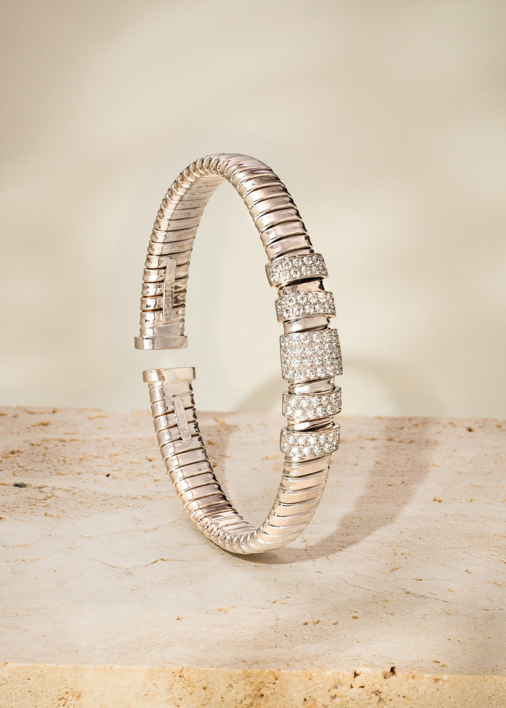 Flat Tubogas Bangle with Diamonds