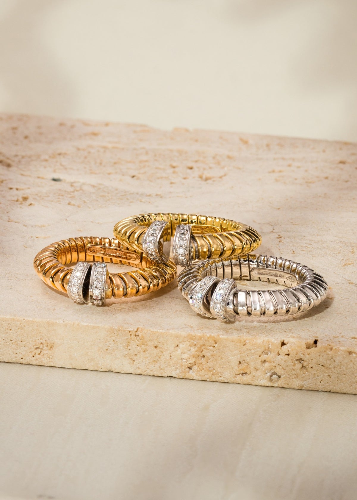 Triangular Dome Tubogas Ring with Diamonds