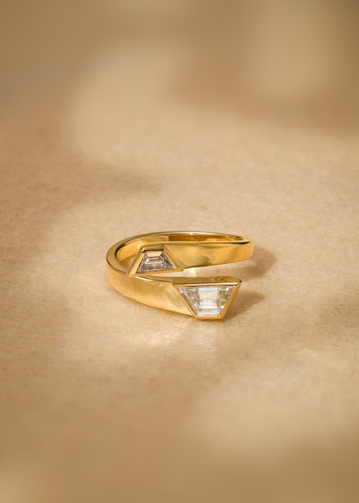 Trapezoid Ring
