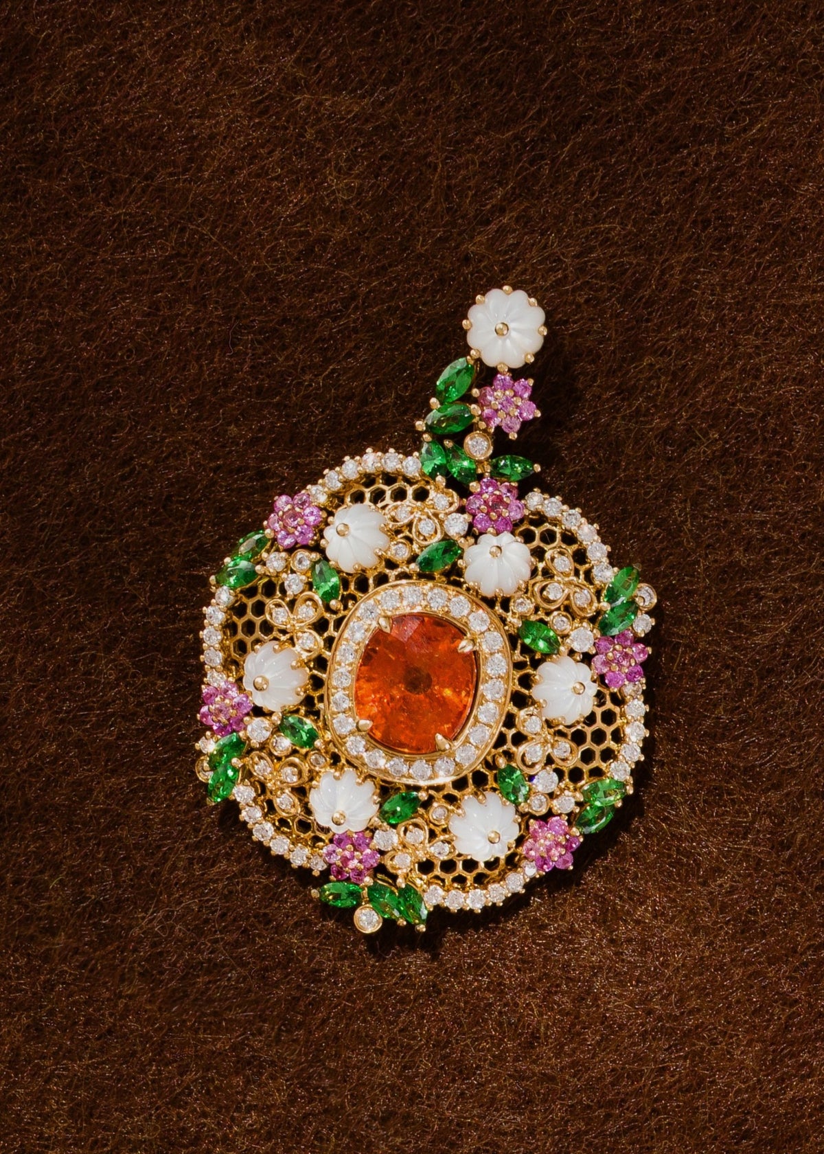 Floraly Garnet Pendant