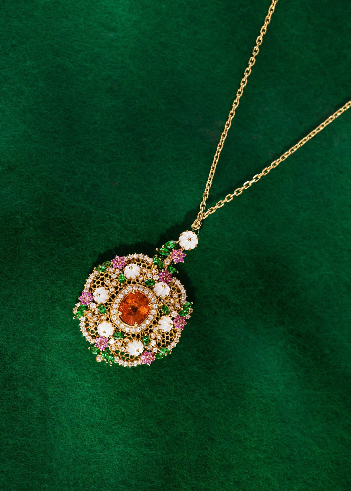 Floraly Garnet Pendant