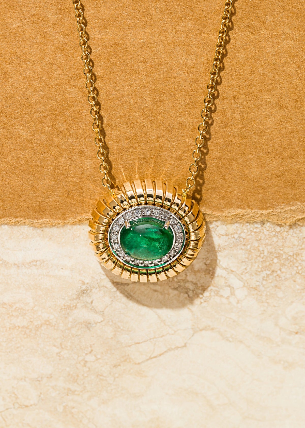 Emerald Cabochon Tubogas Necklace with Diamonds