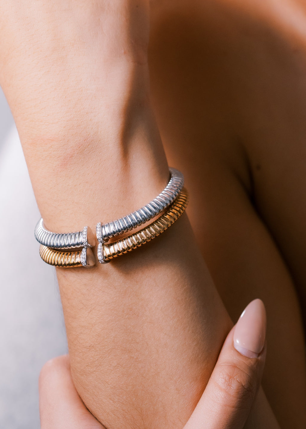 8mm Triangular Dome Tubogas Bangle with Diamonds