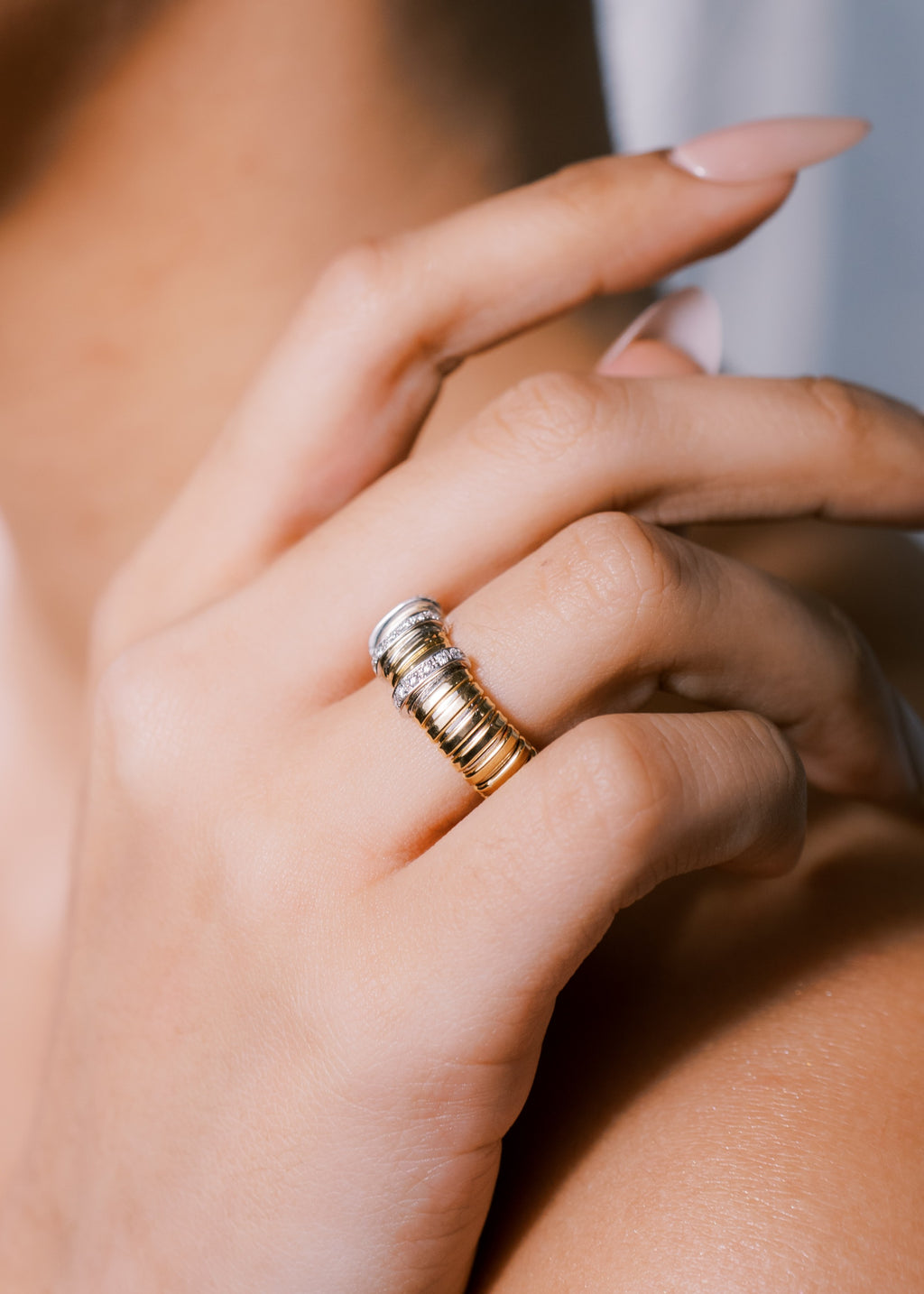 Tubogas Ring with 3 Bars of Diamonds