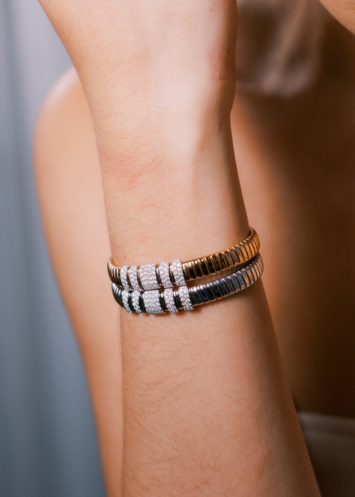 Flat Tubogas Bangle with Diamonds