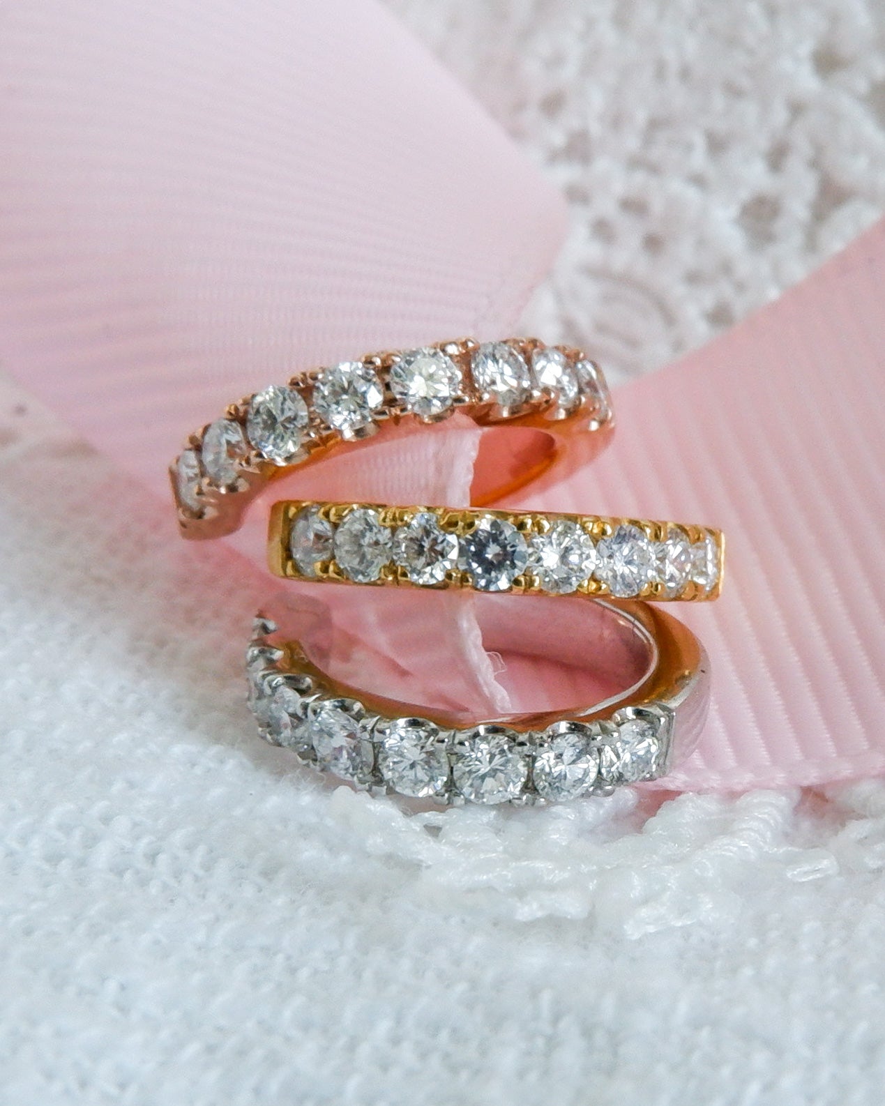 SINGLE ROW EAR SNUG earrings