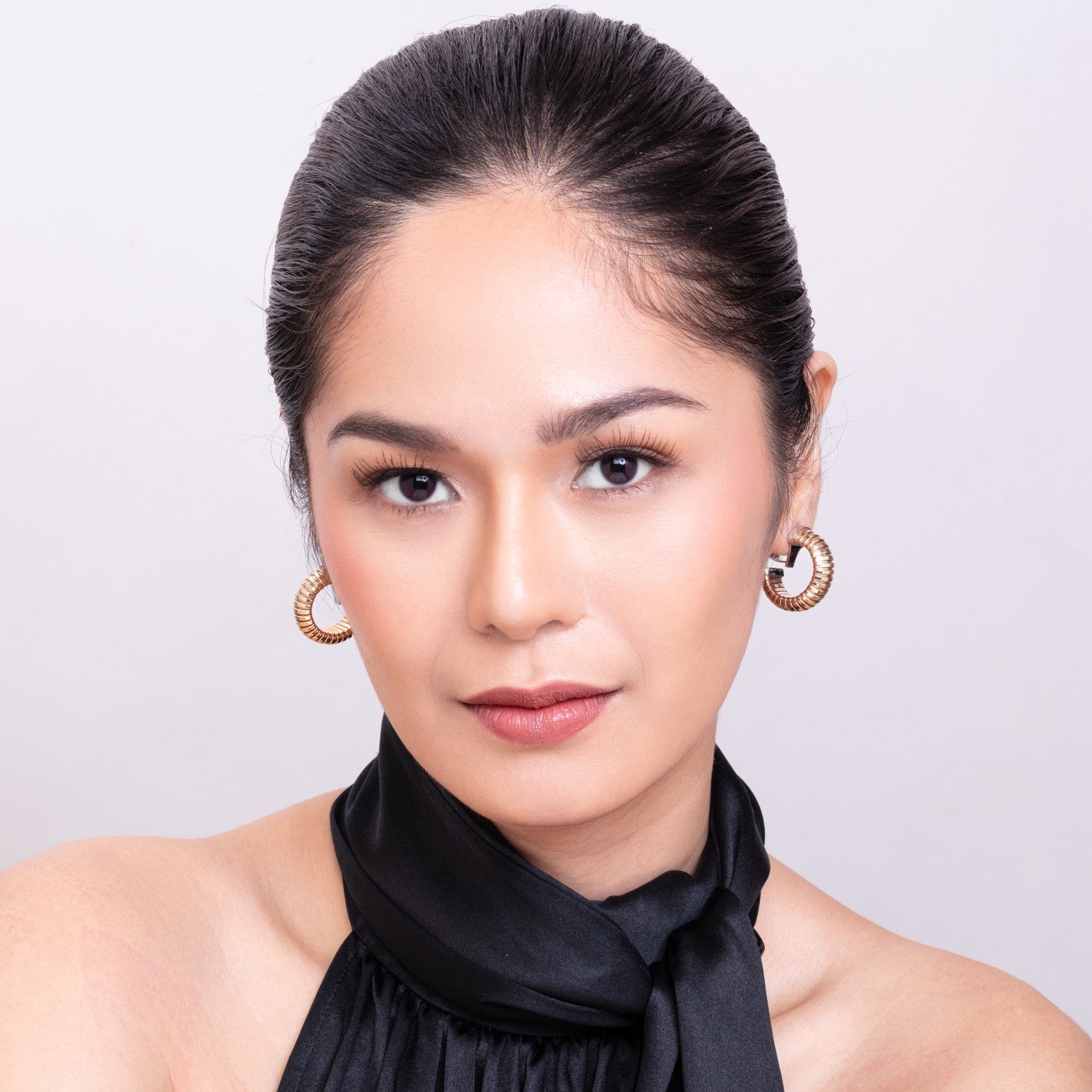 THE TUBOGAS EARRINGS earrings with earrings styling
