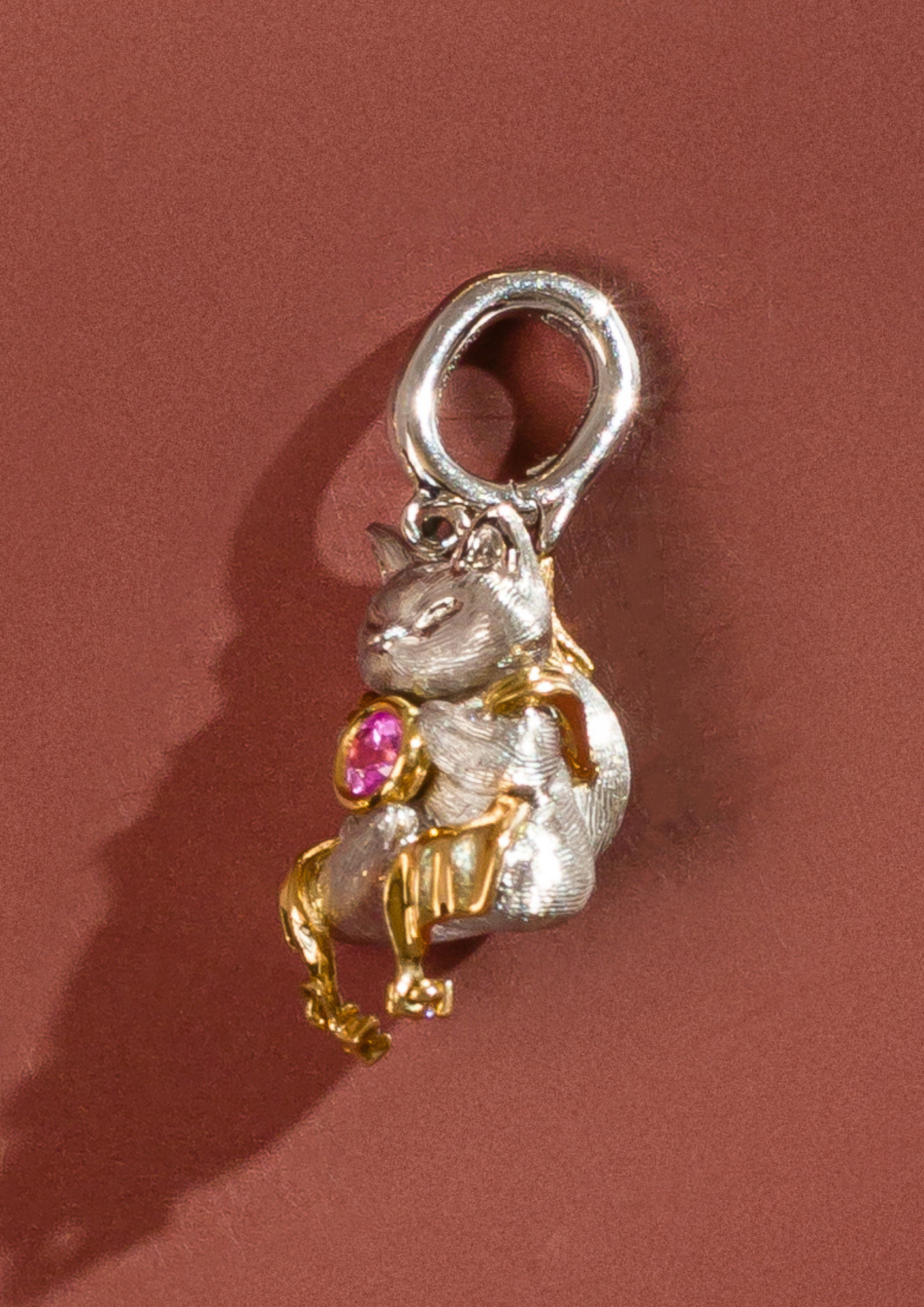 Fox with Pink Sapphire