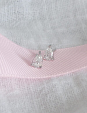 Ear Spree Pear Studded