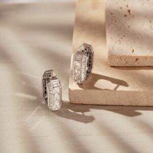 18K WHITE GOLD EMERALD CUT BAGUETTE EARRINGS