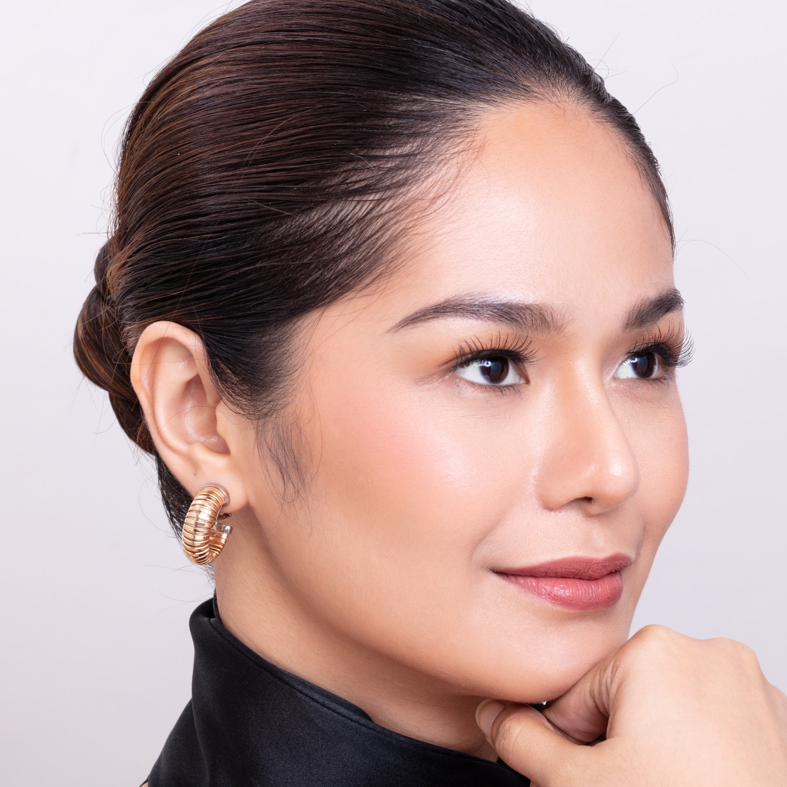 18K ROSE GOLD TUBOGAS ROUND HOOP EARRINGS